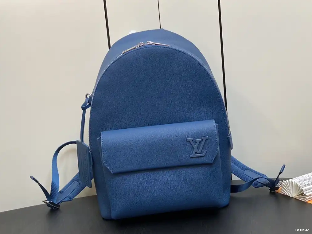 Cheap LOUIS VUITTON TAKEOFF BACKPACK 0701